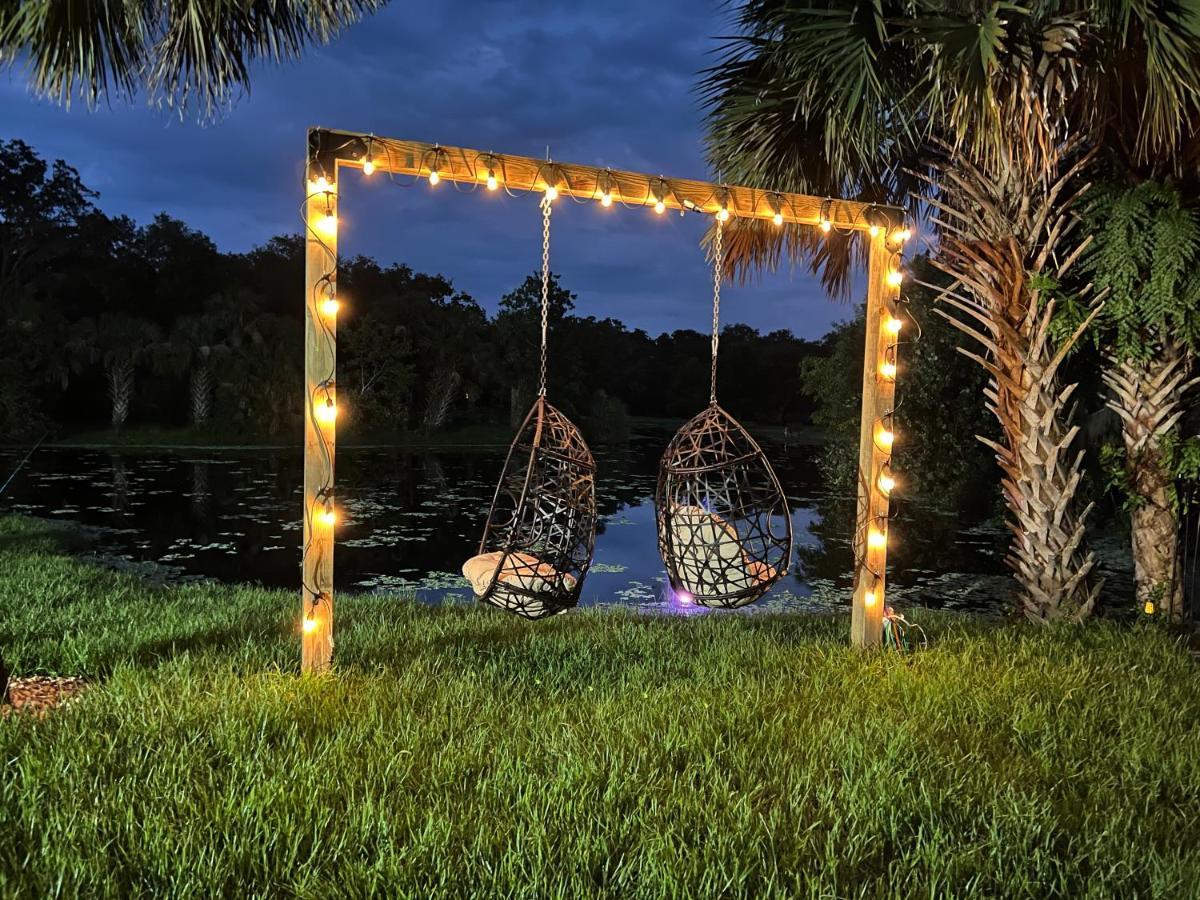 Отель Lake Front Rv Experience Close To Port Canaveral And Kennedy Space Center Тайтусвилл Экстерьер фото
